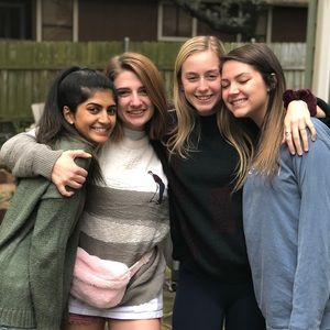 Meet your Posher, Pooja